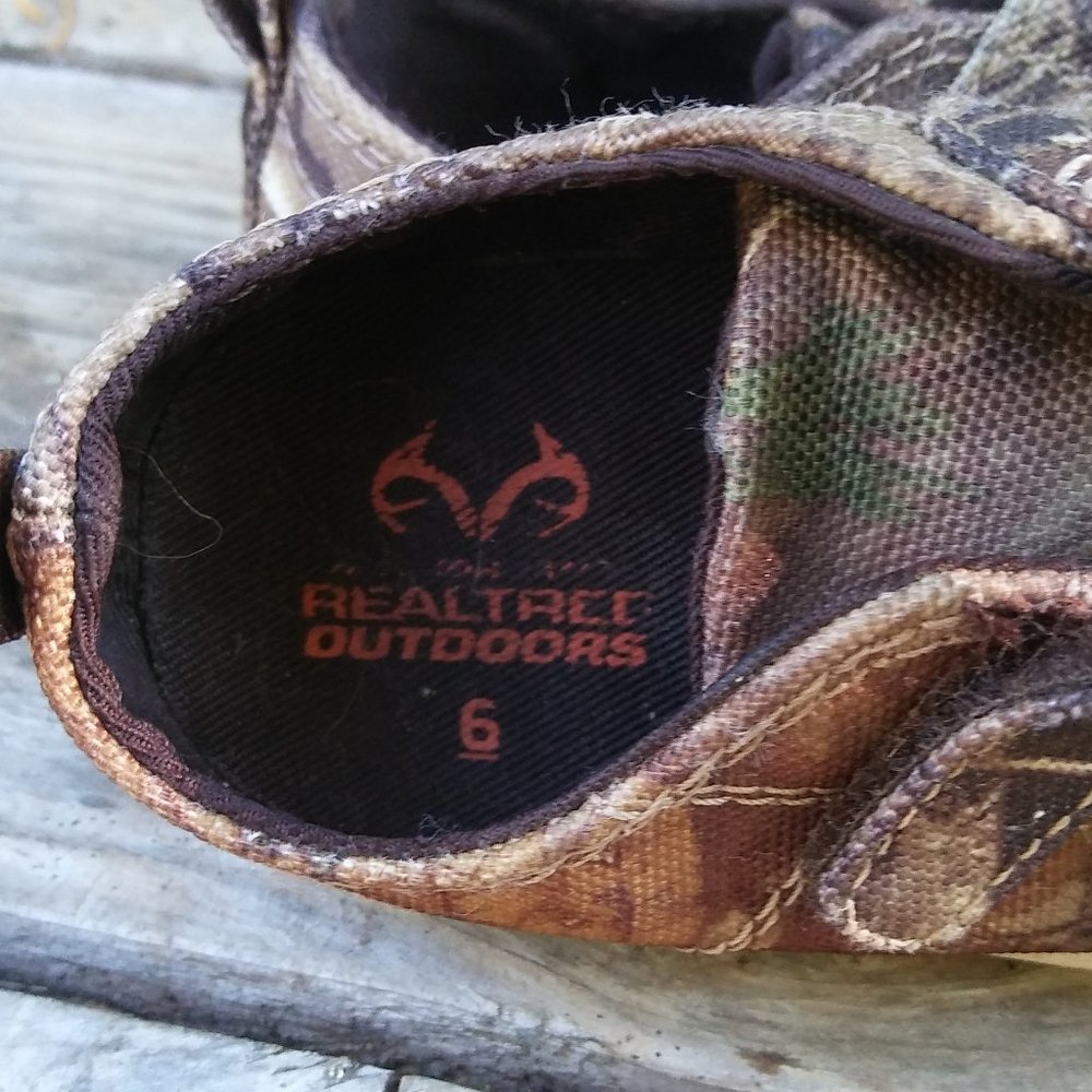 real tree camo toddler velcro shoes sz6 - Picture 2 of 5